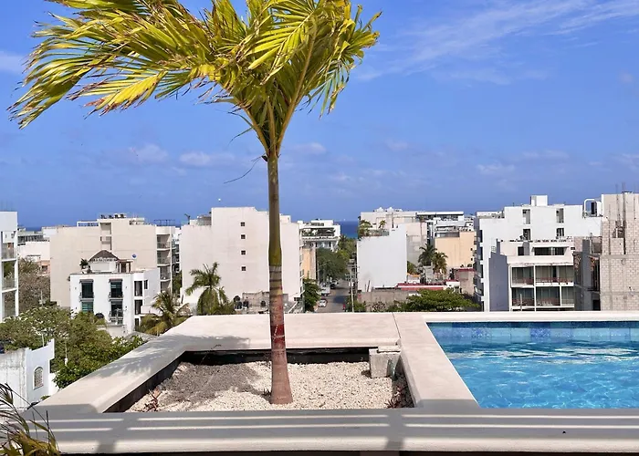 Levitat Hunah Playa del Carmen